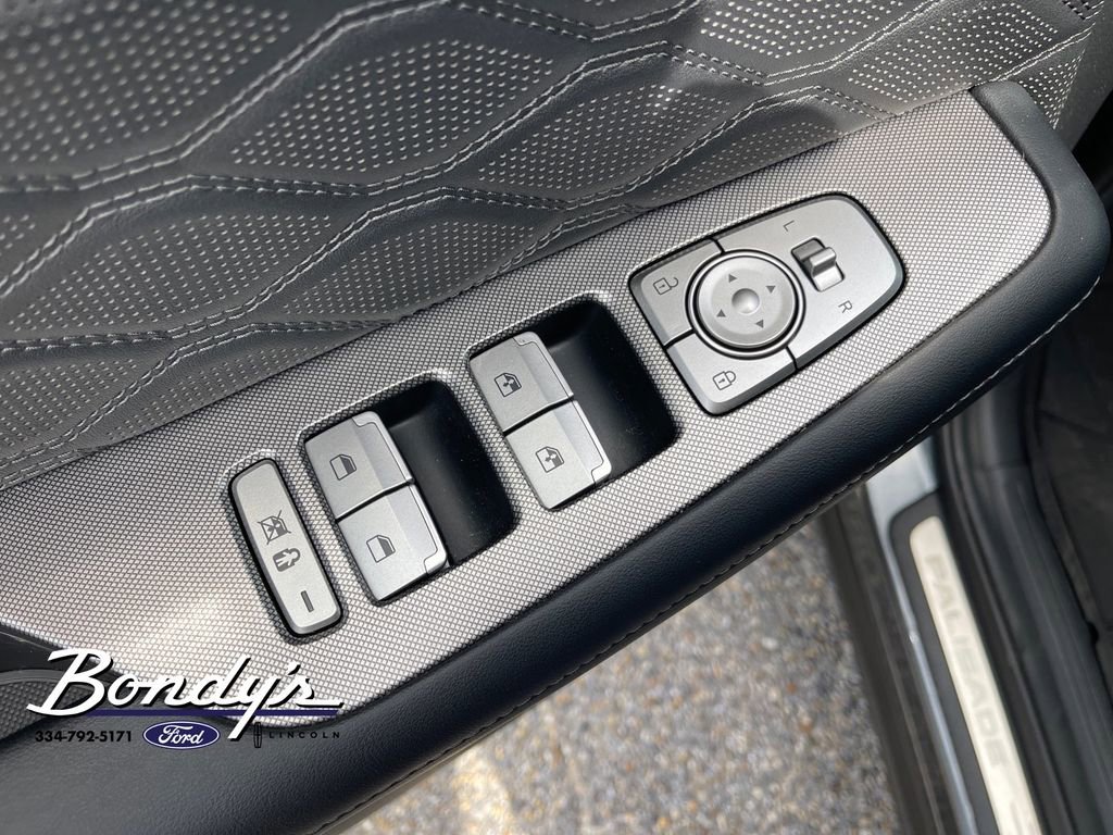 Used 2020 Hyundai Palisade Limited image 8