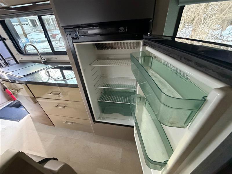 Used 2015 Mercedes-Benz Sprinter 3500 image 39