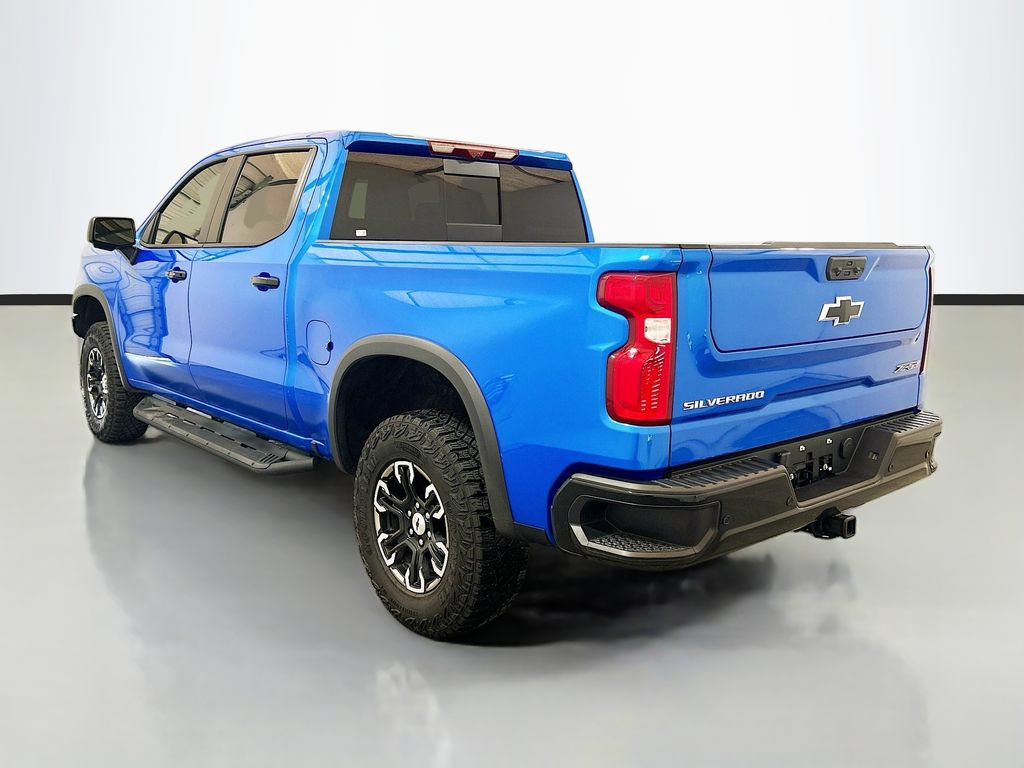 Used 2025 Chevrolet Silverado 1500 ZR2 w/ Technology Package AWD/4WD image 6