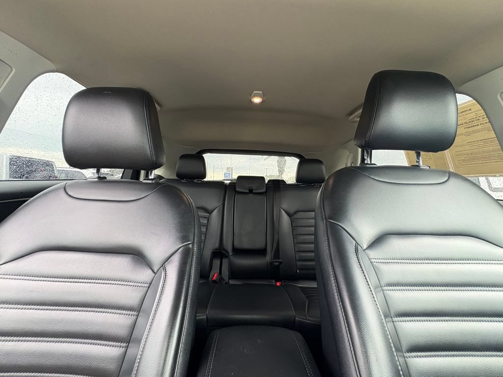 Used 2024 Ford Edge SEL AWD/4WD image 25