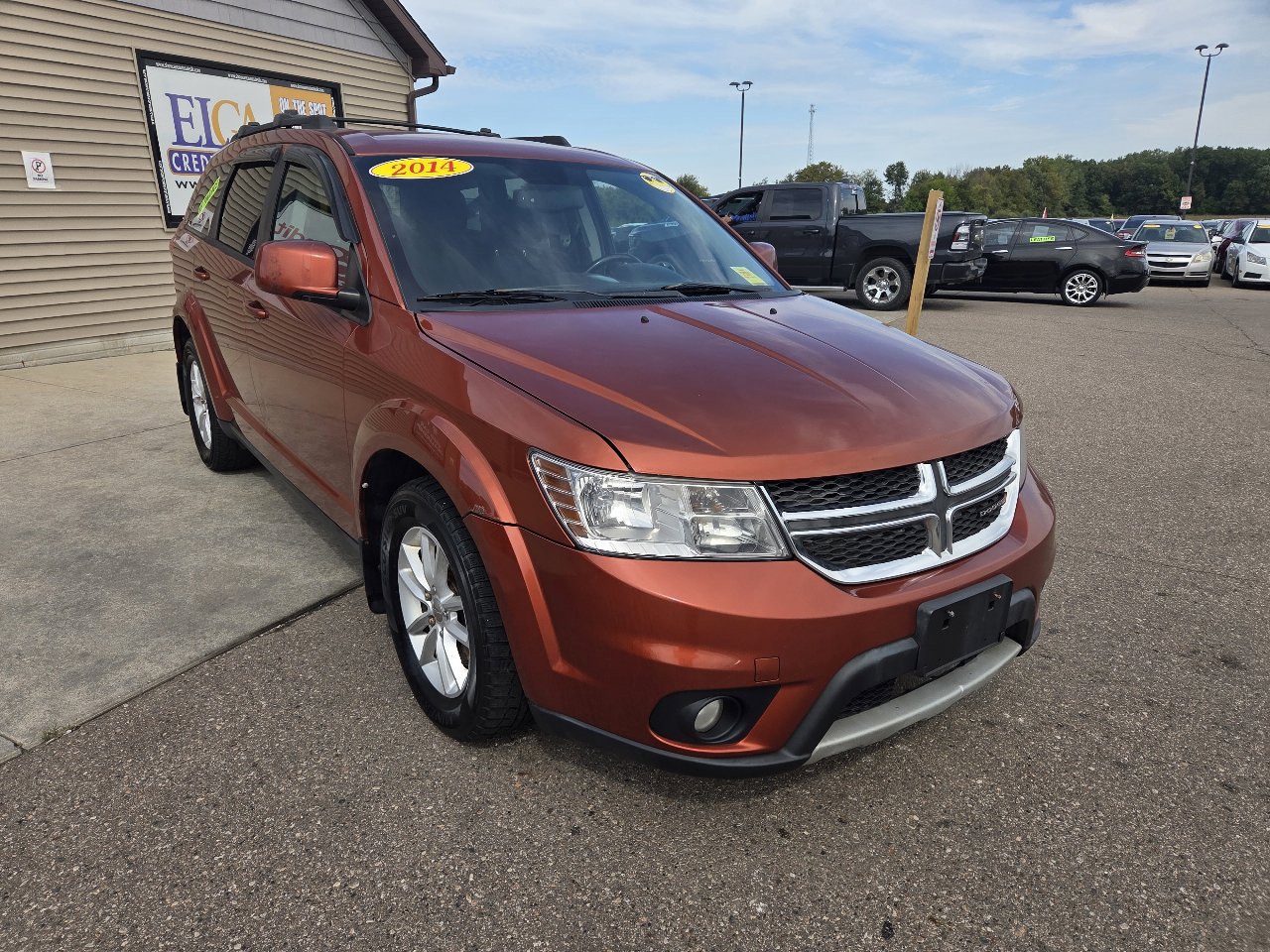 Used 2014 Dodge Journey SXT image 3