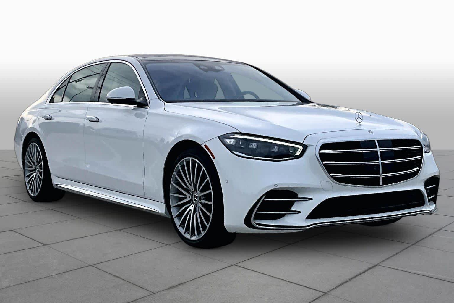 Used 2024 Mercedes-Benz S 580 4MATIC Sedan image 3