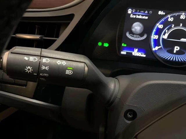 Used 2025 Lexus ES 350 w/ Premium Package FWD image 38