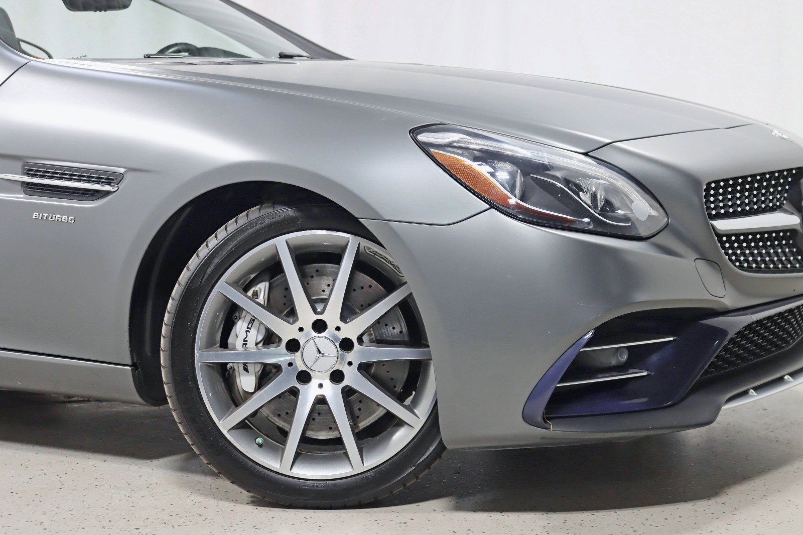 Used 2017 Mercedes-Benz SLC 43 AMG w/ Premium 2 Package image 5