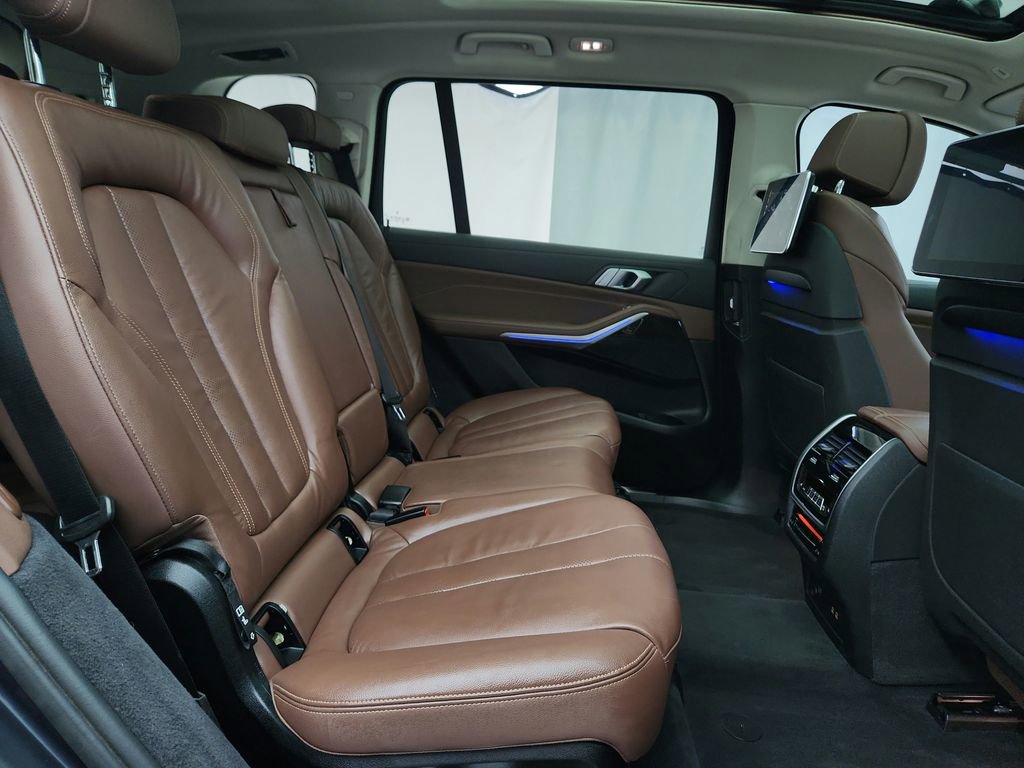 Used 2019 BMW X7 xDrive40i w/ Luxury Seating Package image 42