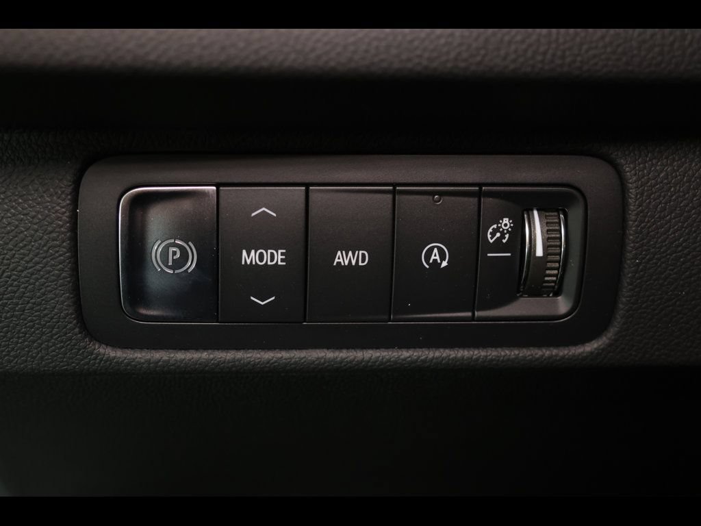 New 2026 Chevrolet Traverse LT w/ Midnight/Sport Edition AWD/4WD image 14