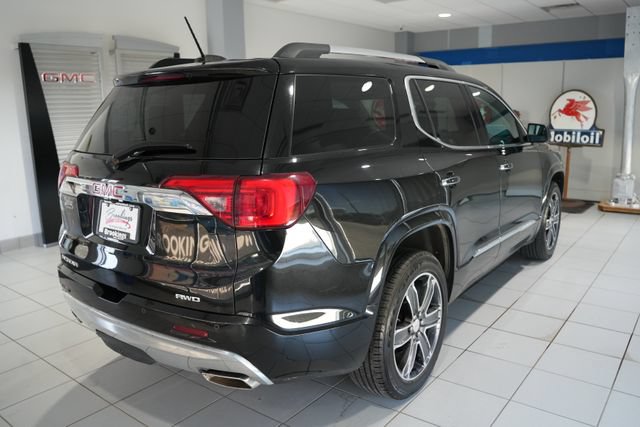 Used 2017 GMC Acadia Denali w/ Technology Package AWD/4WD image 8