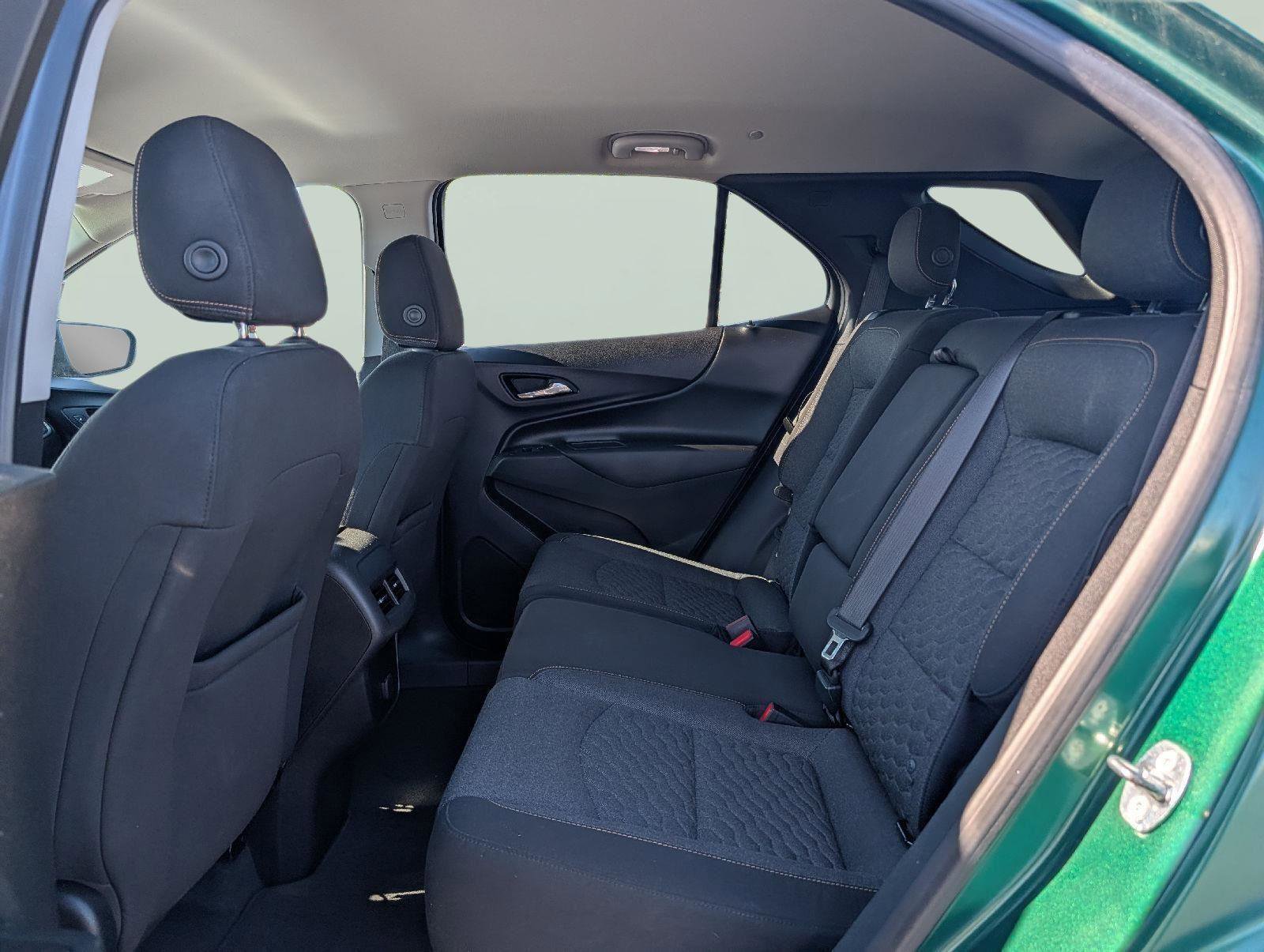 Used 2018 Chevrolet Equinox LT AWD/4WD image 17