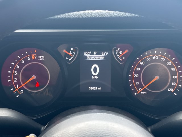 Used 2025 Jeep Gladiator Sport AWD/4WD image 15