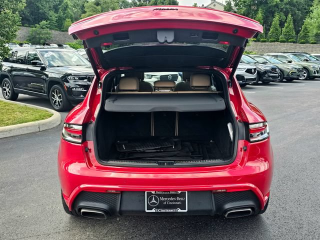 Used 2022 Porsche Macan AWD/4WD image 10