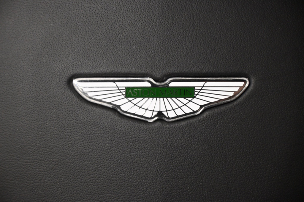 Used 2020 Aston Martin V8 Vantage Coupe RWD image 39