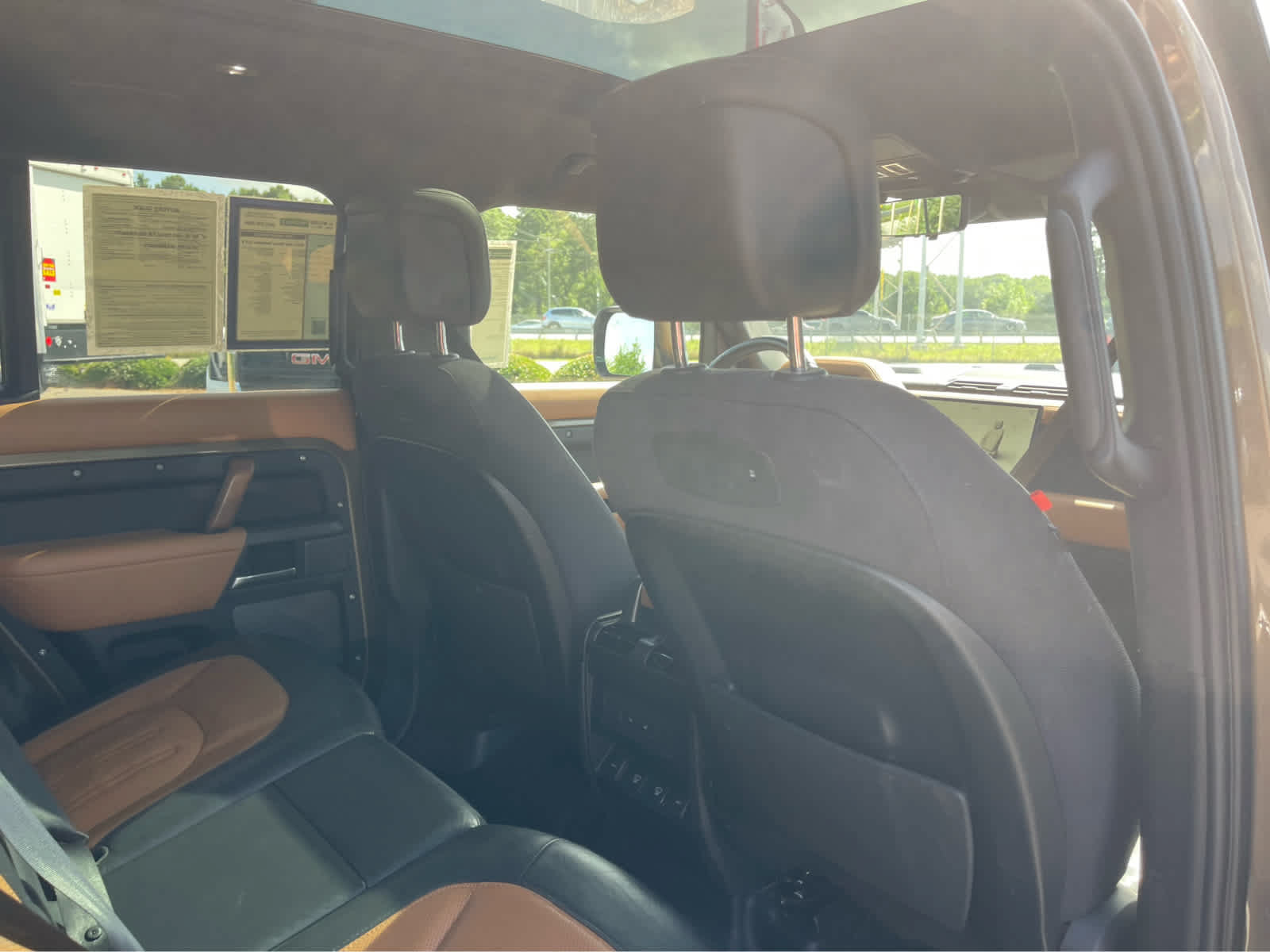 Used 2022 Land Rover Defender 110 X AWD/4WD image 25