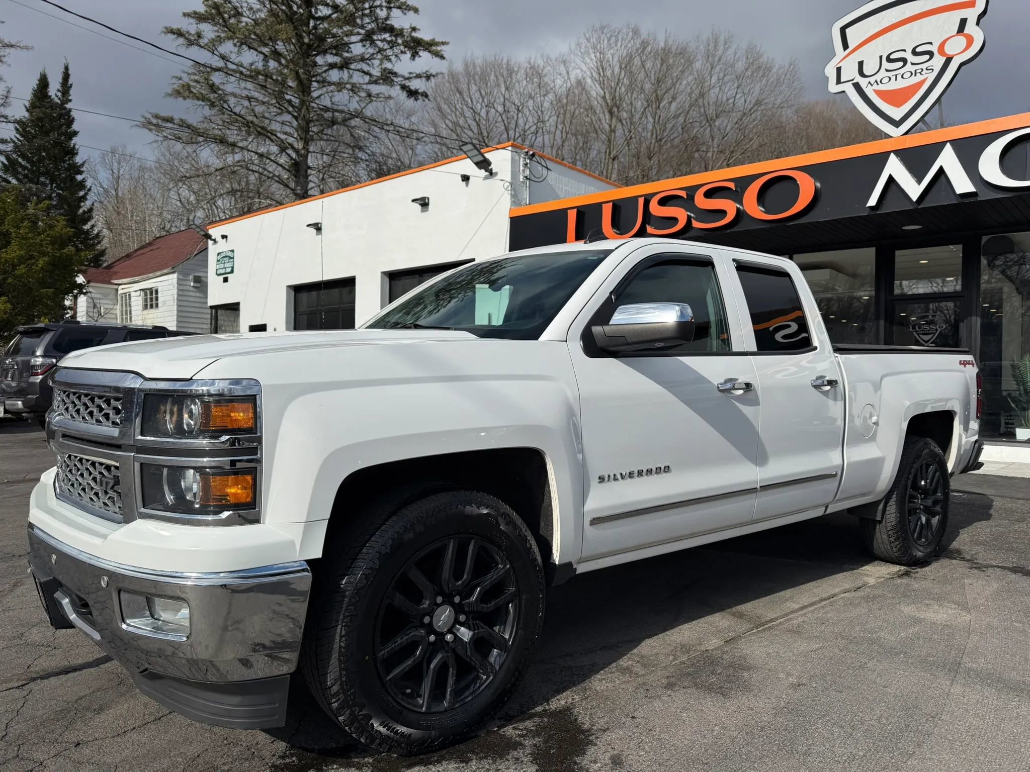 Used 2014 Chevrolet Silverado 1500 LTZ w/ LTZ Plus Package image 2