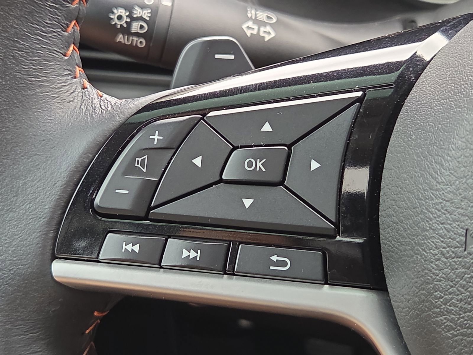 Used 2024 Nissan Altima 2.5 SR w/ SR Premium Package FWD image 19