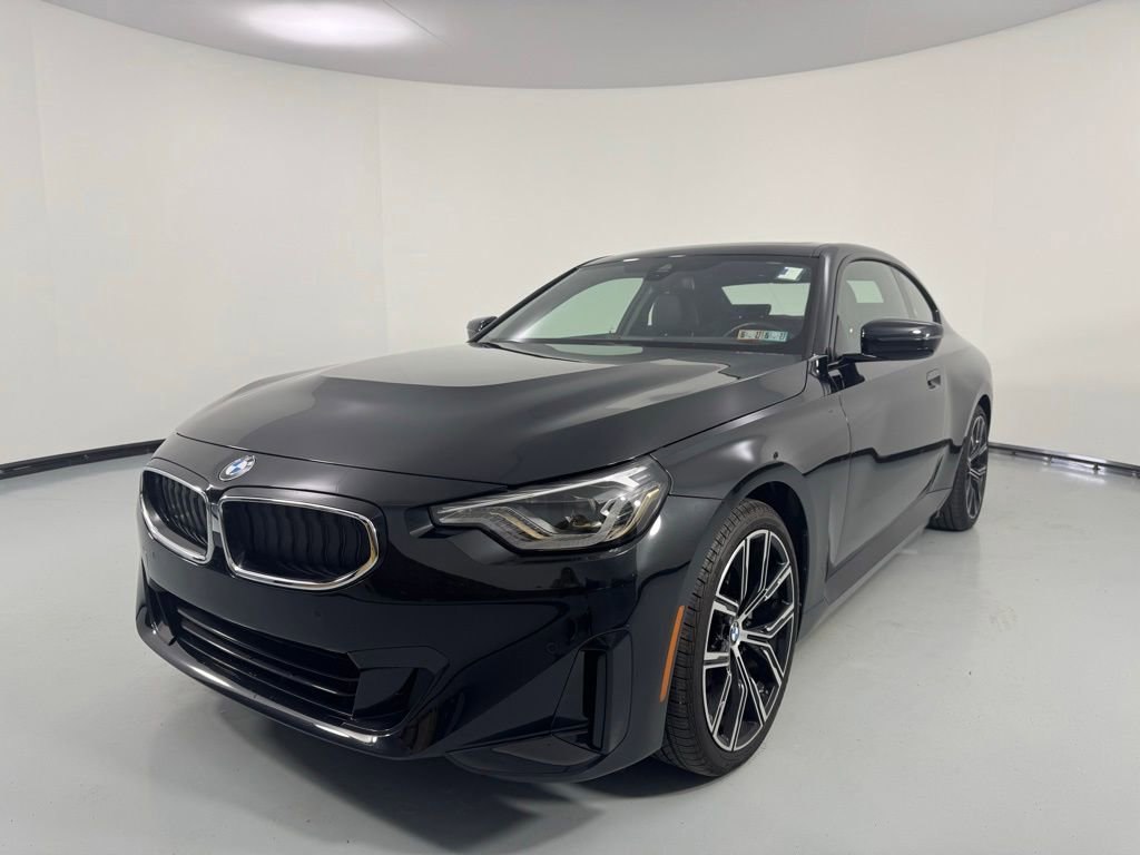 Certified 2023 BMW 230i xDrive Coupe w/ Premium Package AWD/4WD image 4