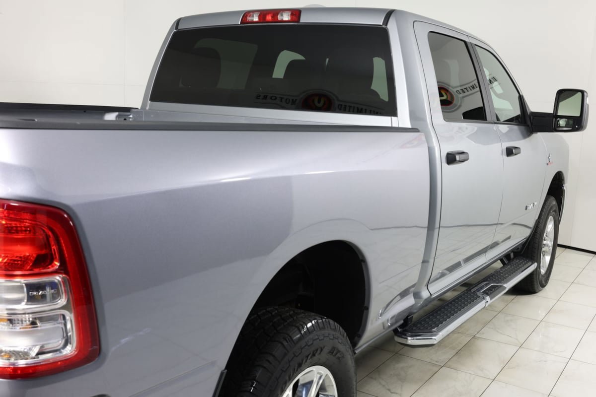 Used 2024 RAM 2500 Big Horn AWD/4WD image 41