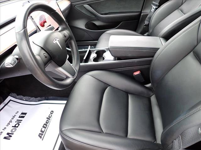 Used 2019 Tesla Model 3 Standard Range Plus image 10