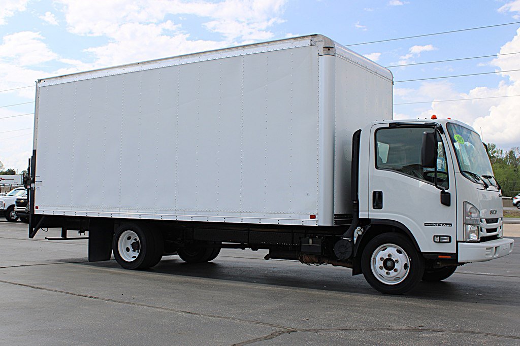 Used 2019 Isuzu NPR RWD image 2