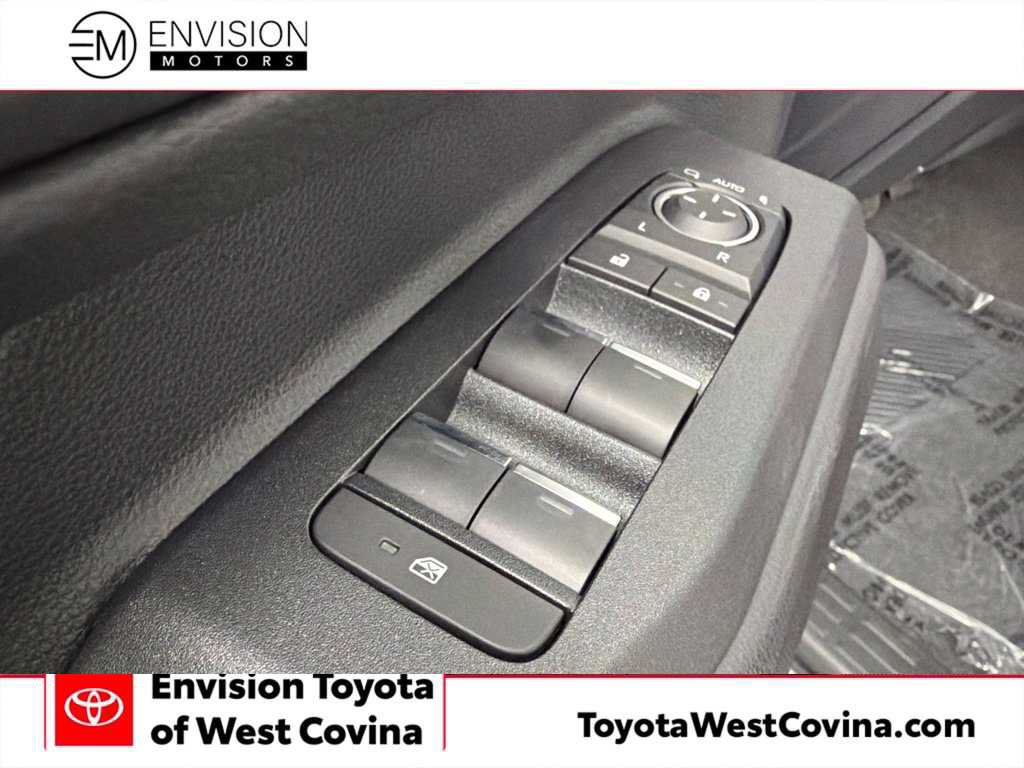 Used 2027 Toyota Land Cruiser AWD/4WD image 20