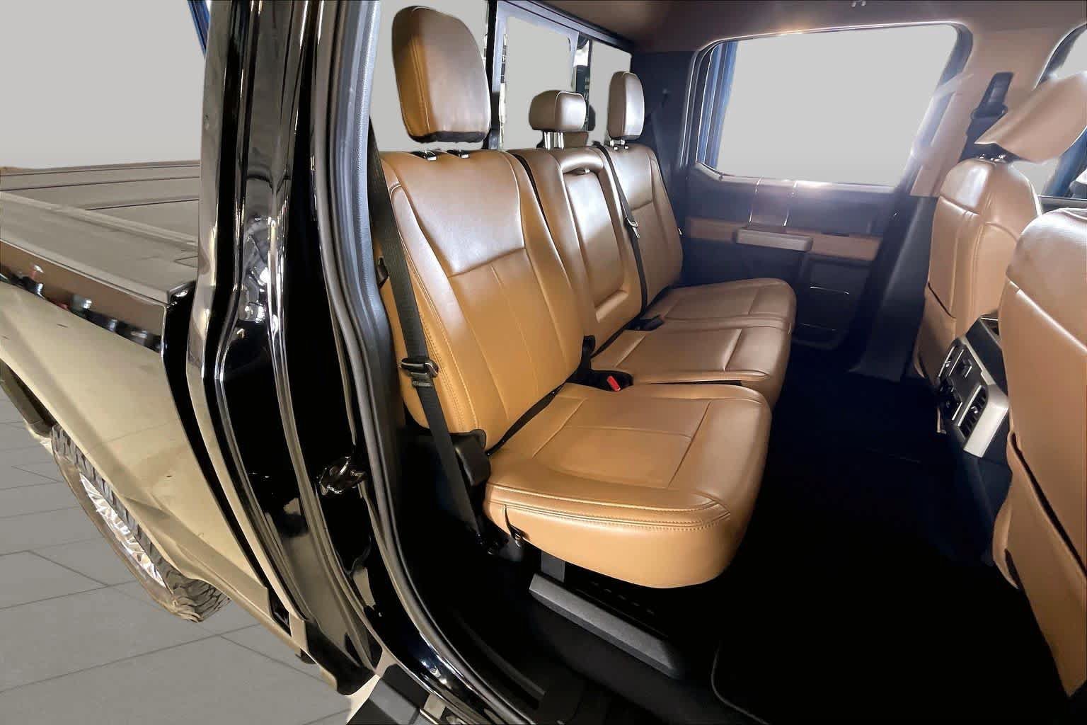Used 2022 Ford F250 Lariat w/ Lariat Ultimate Package AWD/4WD image 17