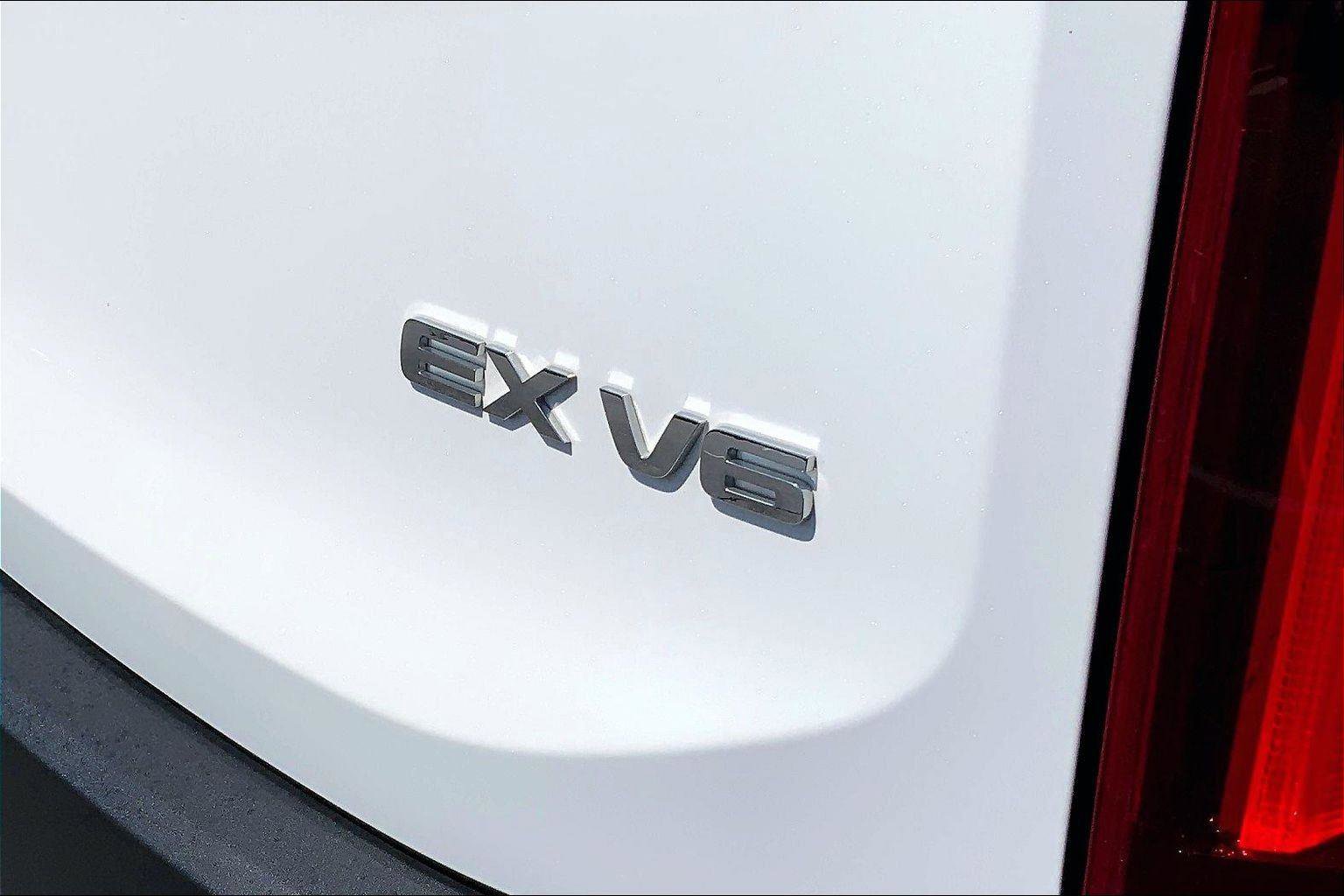 Used 2020 Kia Telluride EX w/ EX Premium Package FWD image 8