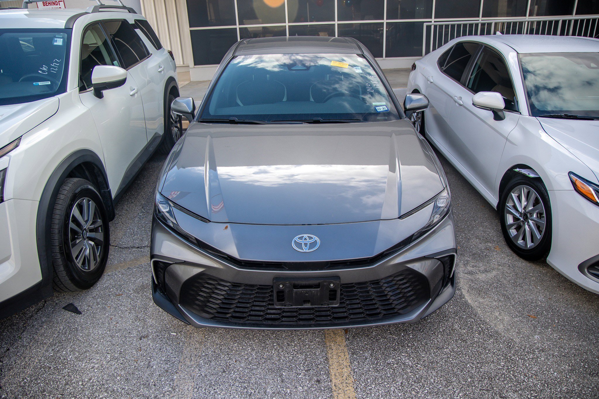 Used 2025 Toyota Camry XSE image 5