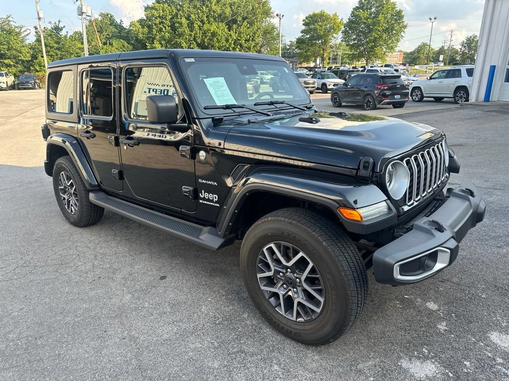 Used 2024 Jeep Wrangler Unlimited Sahara w/ Safety Group AWD/4WD image 2