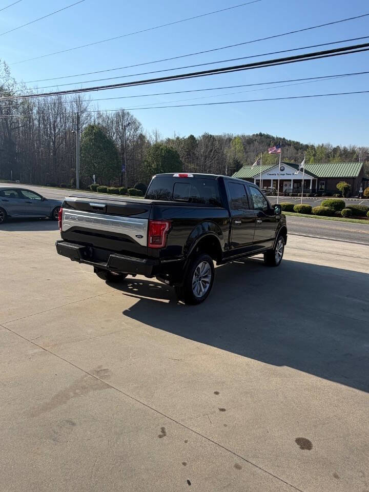 Used 2017 Ford F150 Platinum w/ Equipment Group 701A Luxury image 5