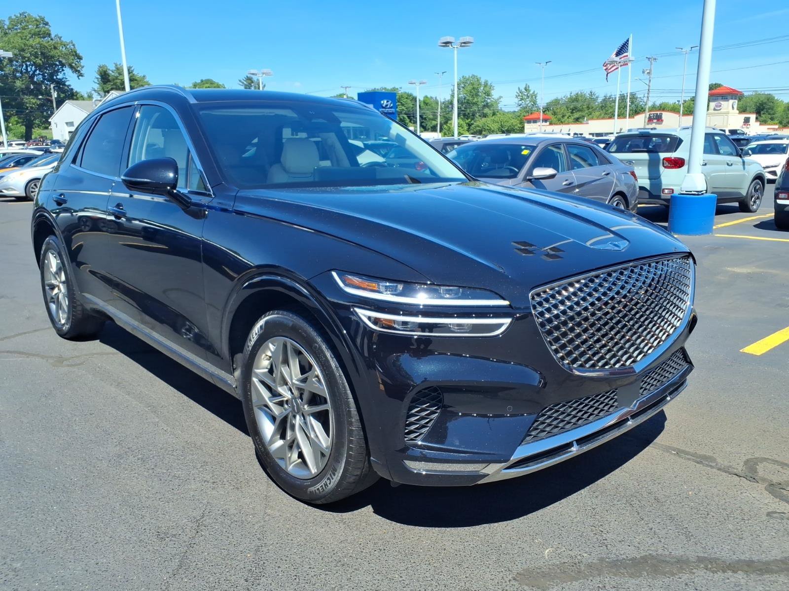 Used 2024 Genesis GV70 2.5T w/ Advanced Package AWD/4WD image 3