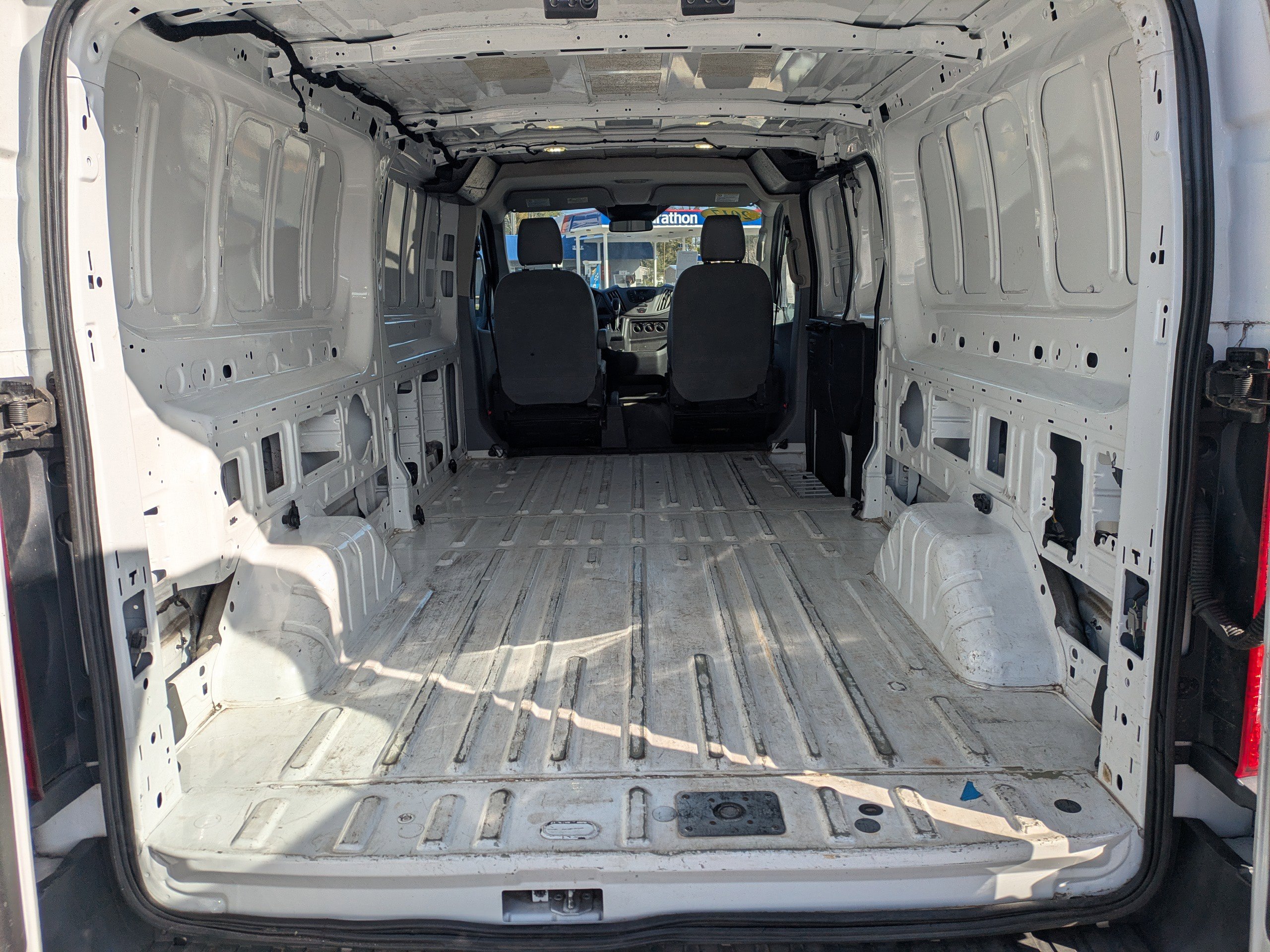 Used 2017 Ford Transit 150 148 Low Roof RWD image 10