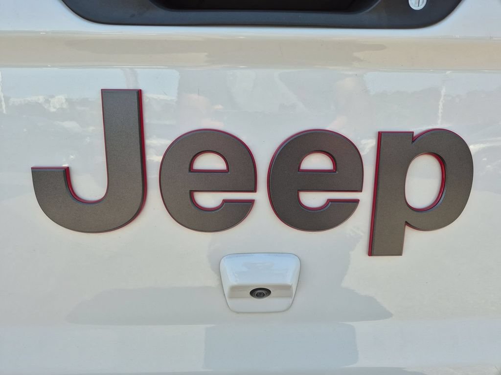 Used 2022 Jeep Gladiator Rubicon AWD/4WD image 23