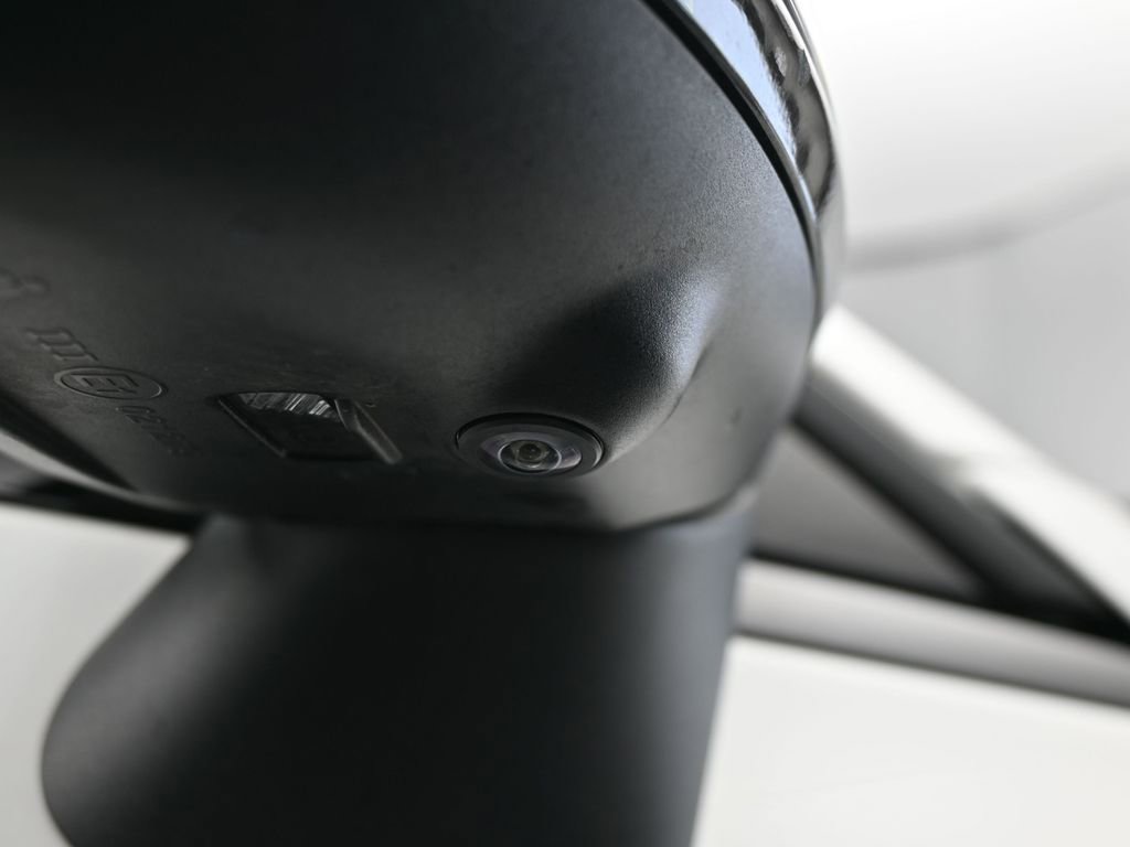 Used 2023 Mercedes-Benz C 300 Coupe image 44