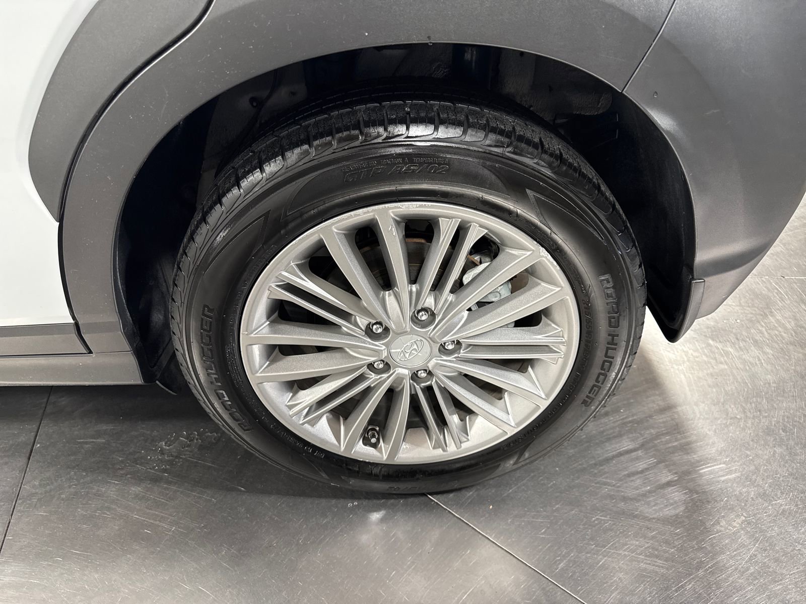 Used 2019 Hyundai Kona SEL AWD/4WD image 12
