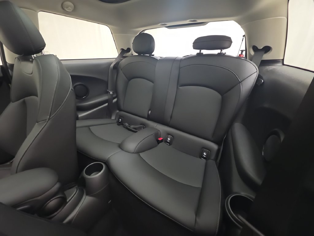 Certified 2024 MINI Cooper S FWD image 24