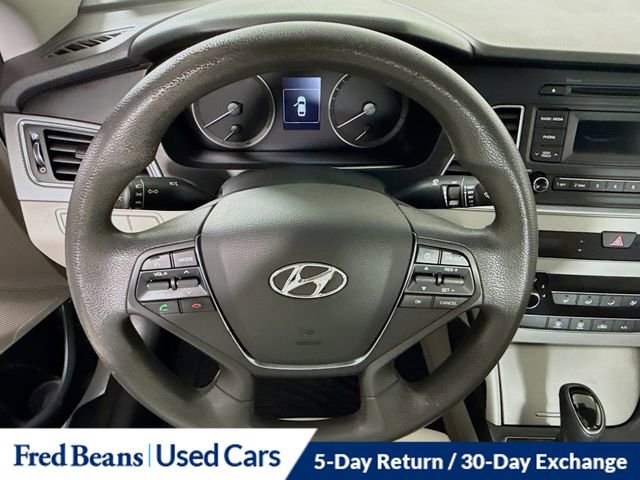 Used 2015 Hyundai Sonata SE FWD image 13