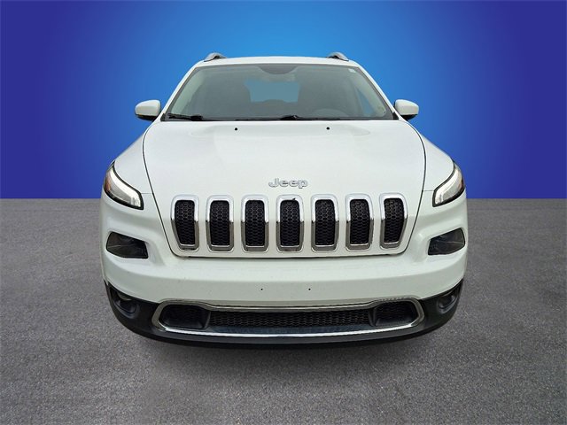 Used 2018 Jeep Cherokee Limited image 2