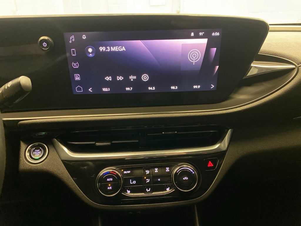 Used 2025 Buick Envista Sport Touring w/ Convenience I Package FWD image 16