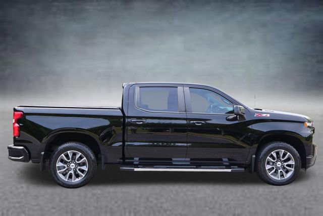 Used 2020 Chevrolet Silverado 1500 RST w/ All-Star Edition AWD/4WD image 2