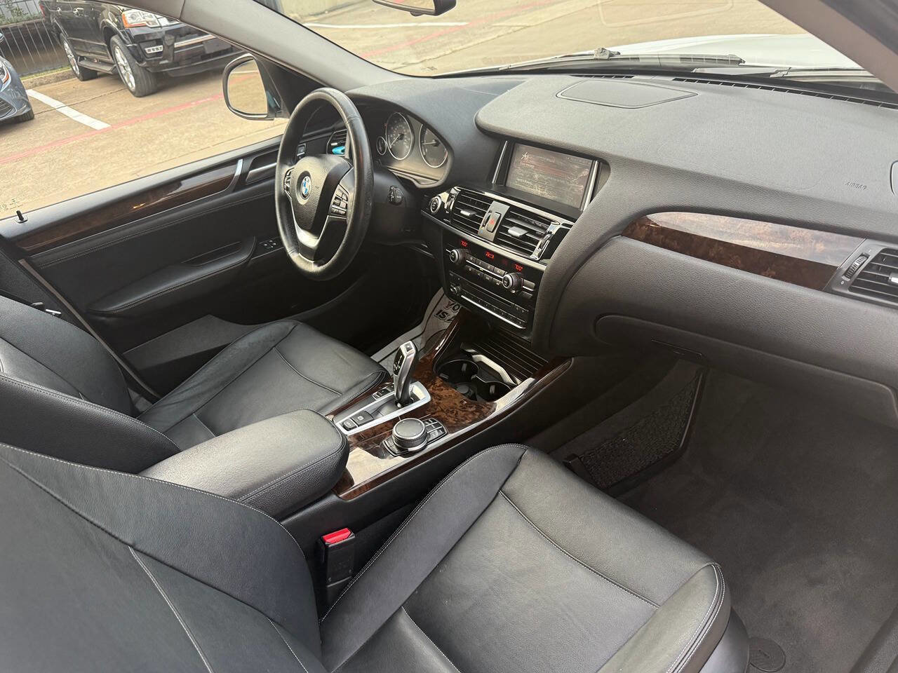 Used 2017 BMW X3 sDrive28i RWD image 17