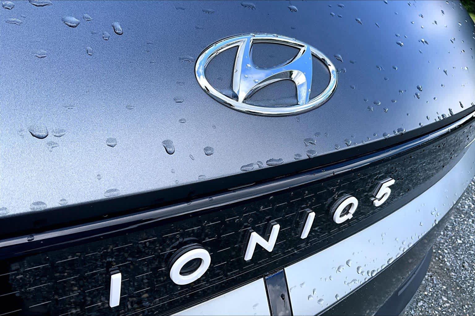 Used 2024 Hyundai Ioniq 5 SEL RWD image 30