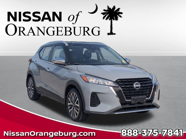 Used 2024 Nissan Kicks SV image 1