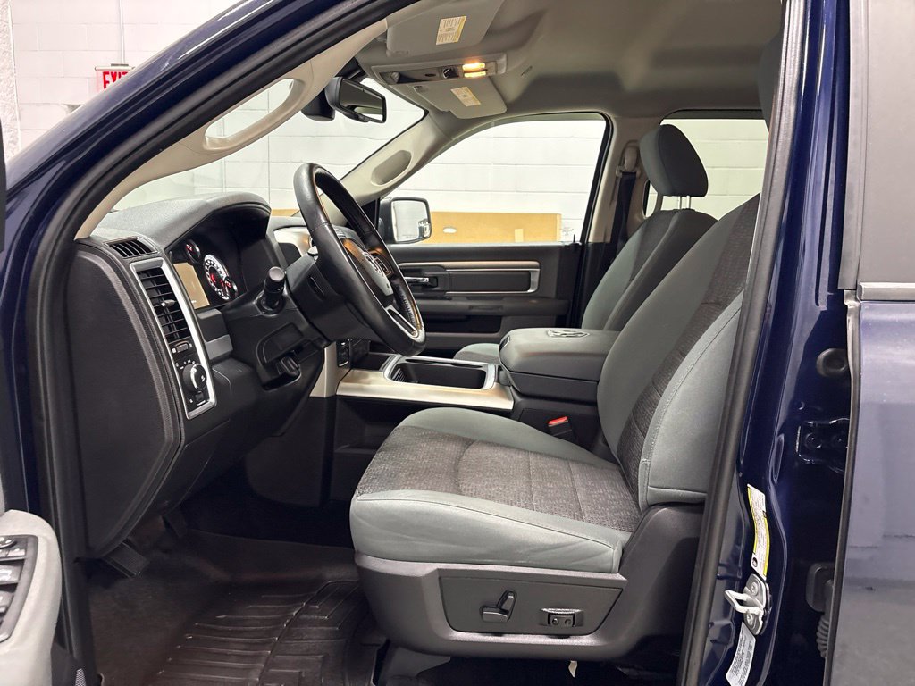 Used 2017 RAM 1500 Big Horn AWD/4WD image 18