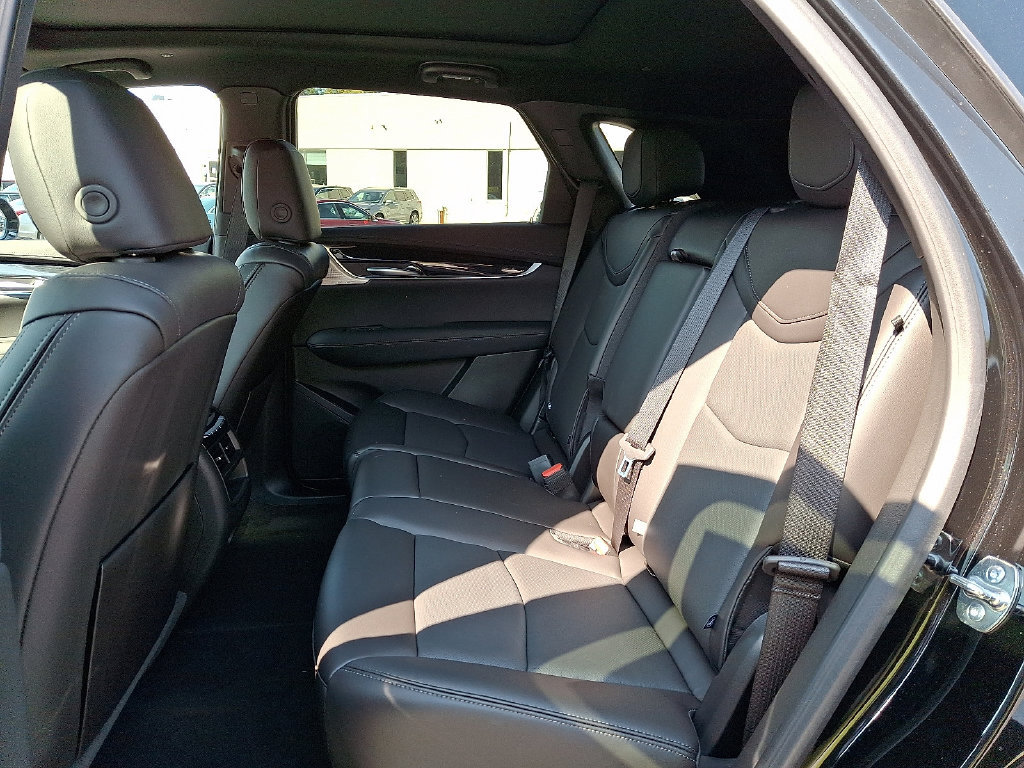 New 2025 Cadillac XT5 Premium Luxury AWD/4WD image 5