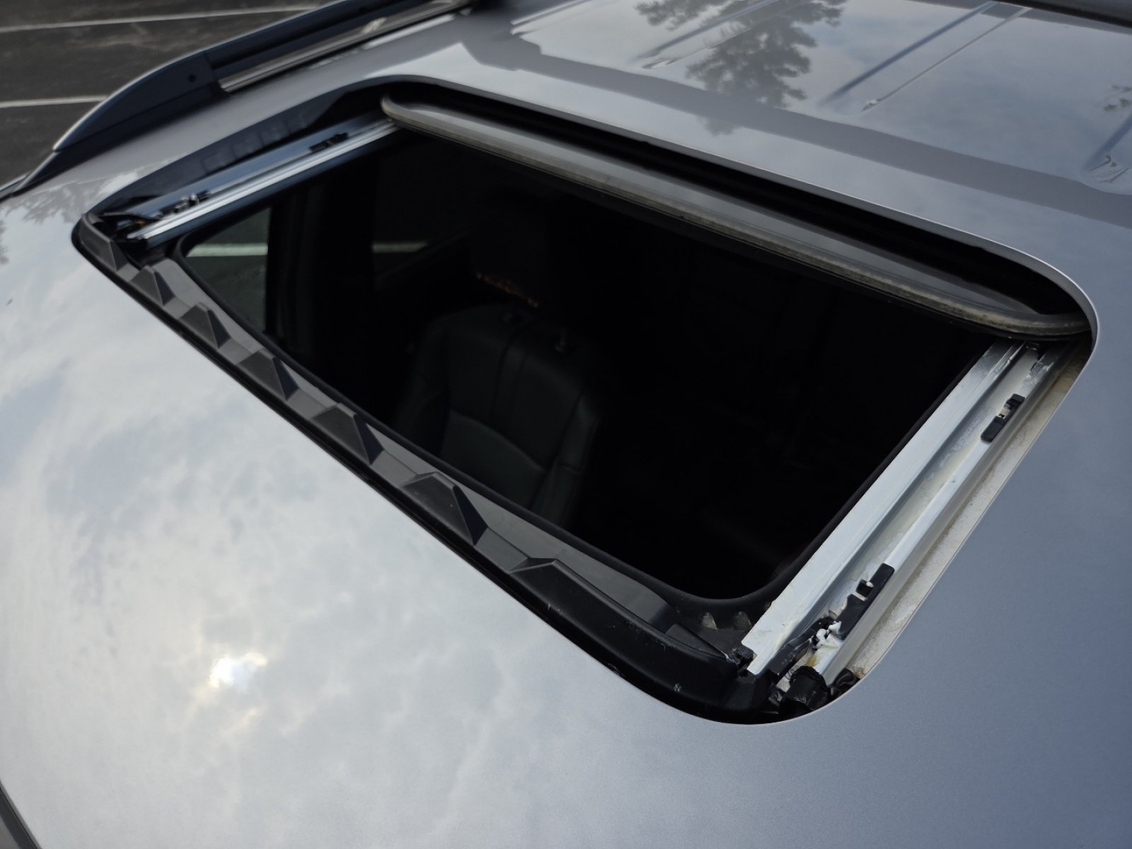 Certified 2025 Honda Passport TrailSport image 4