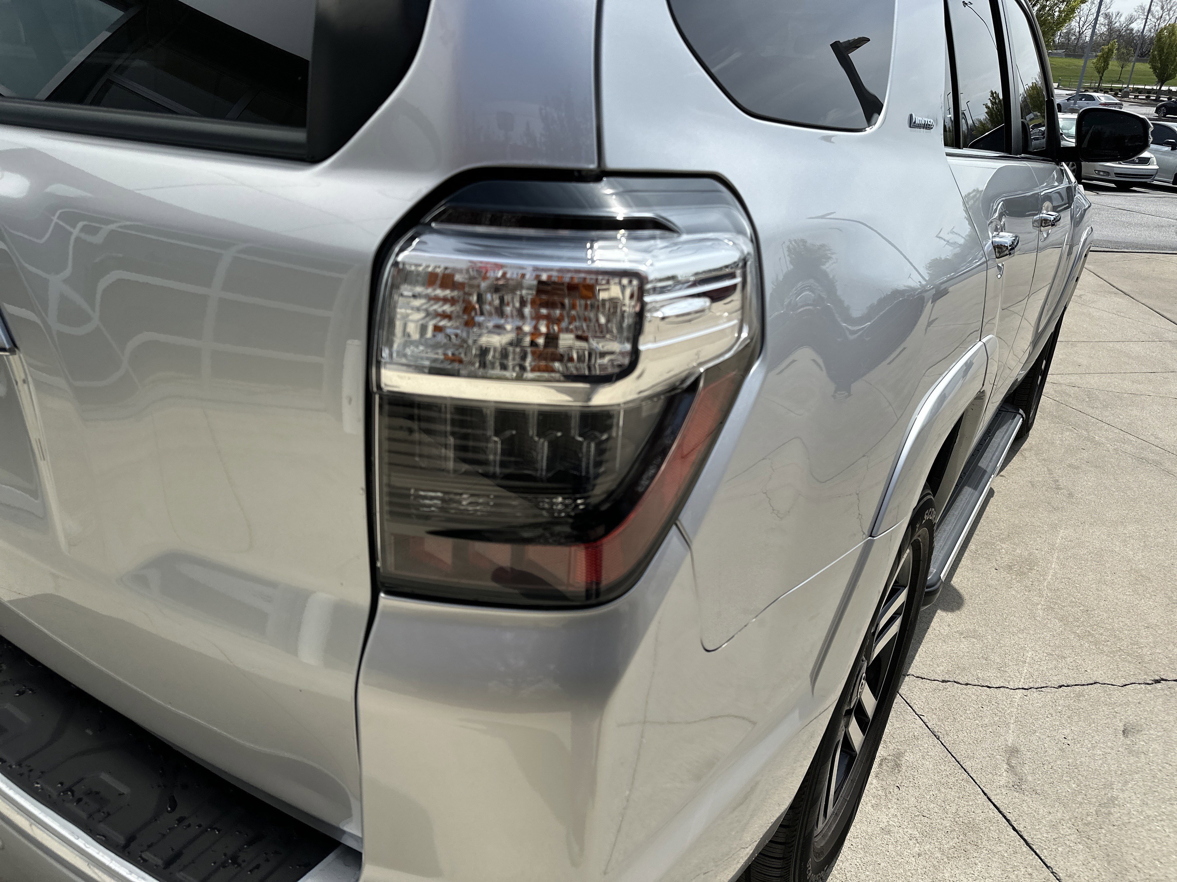 Used 2019 Toyota 4Runner Limited image 37