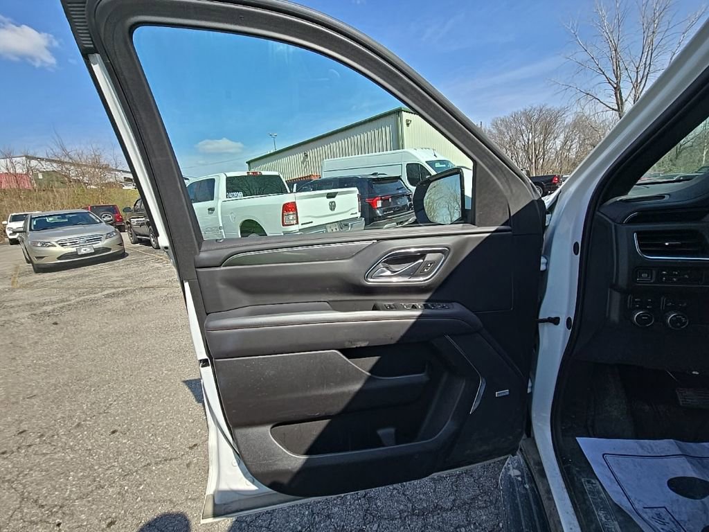 Used 2023 Chevrolet Tahoe RST w/ Luxury Package image 21