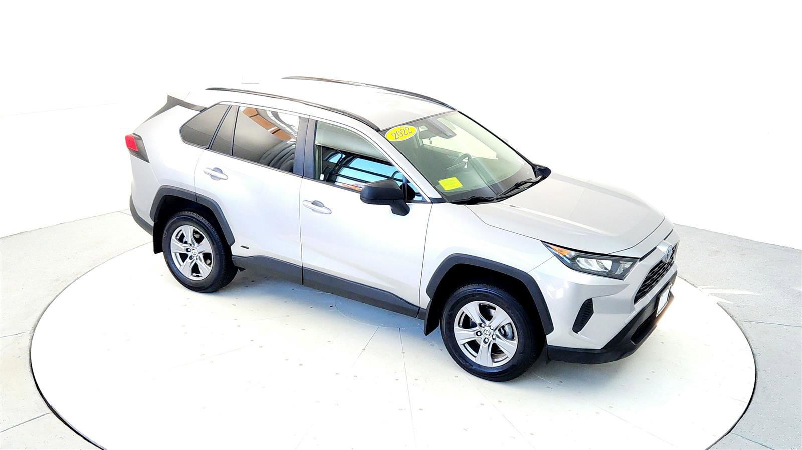 Certified 2022 Toyota RAV4 LE image 19
