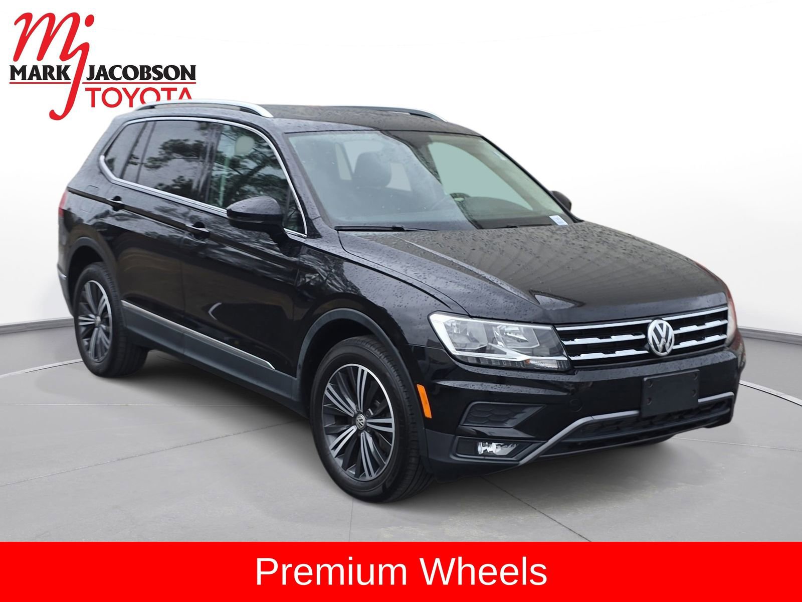 Used 2018 Volkswagen Tiguan SEL image 4
