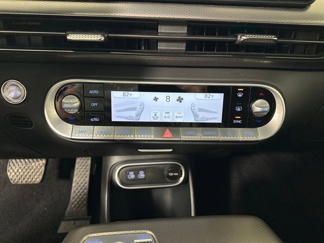 Used 2023 Genesis GV60 Advanced image 23