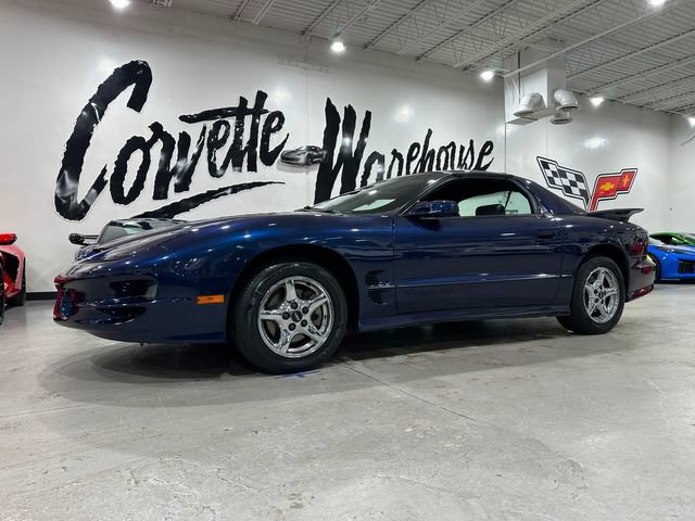 Used 2000 Pontiac Firebird Formula w/ Security Pkg RWD image 18